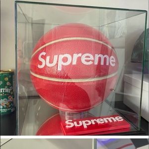 Supreme Basketball